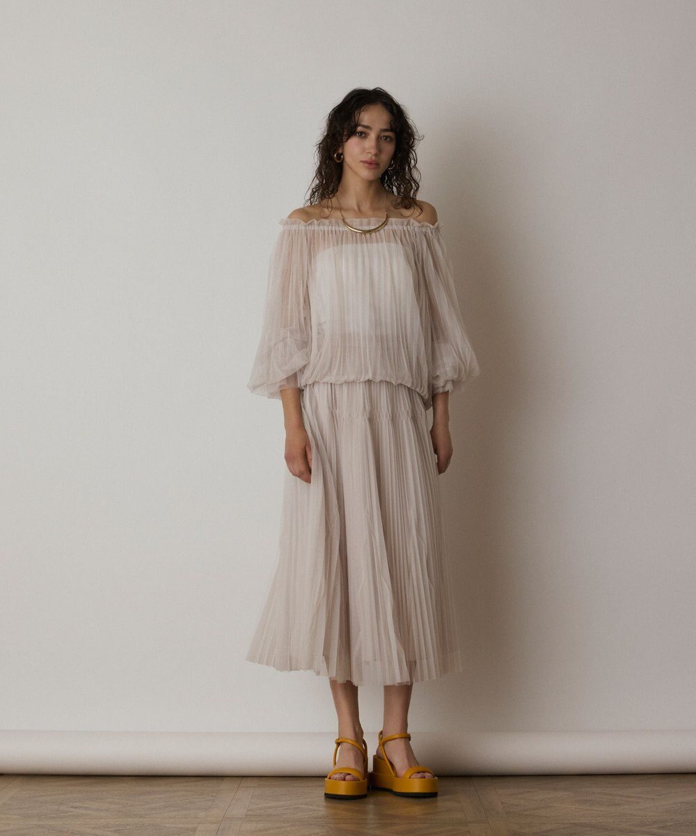 GRACE CONTINENTAL チュールプリーツトップ