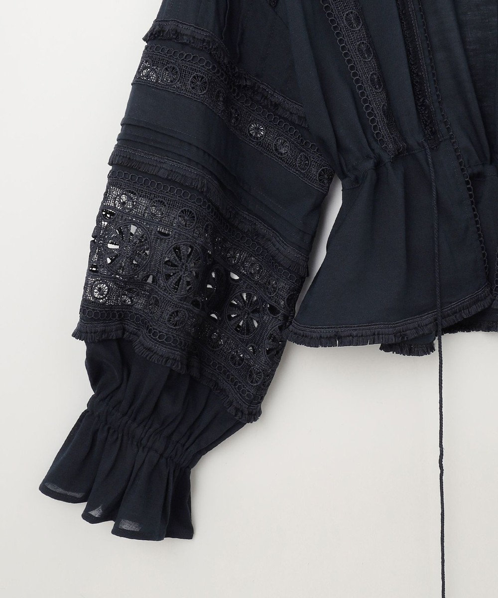 GRACE CONTINENTAL レースパッチブラウス