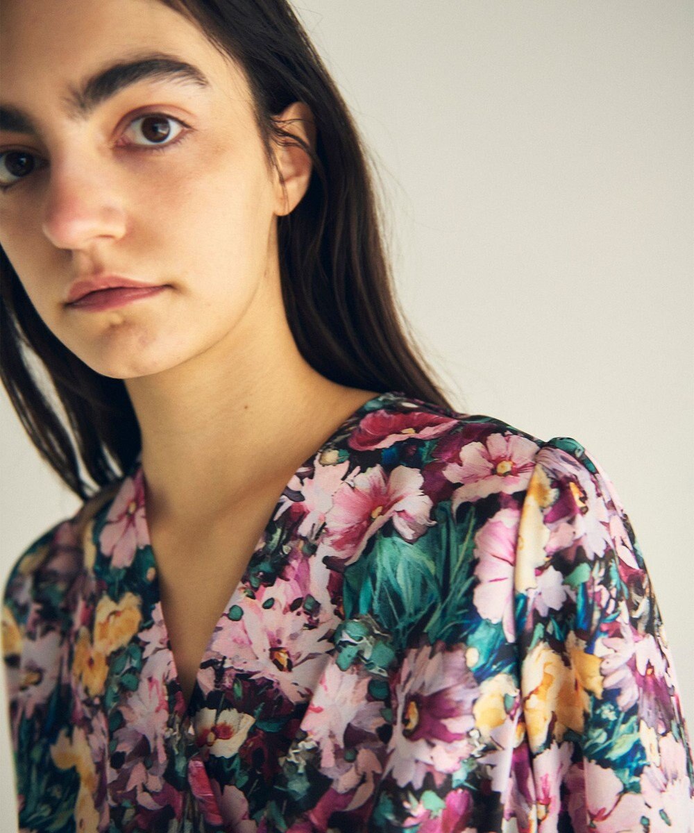 GRACE CONTINENTAL グラデフラワープリントトップ 