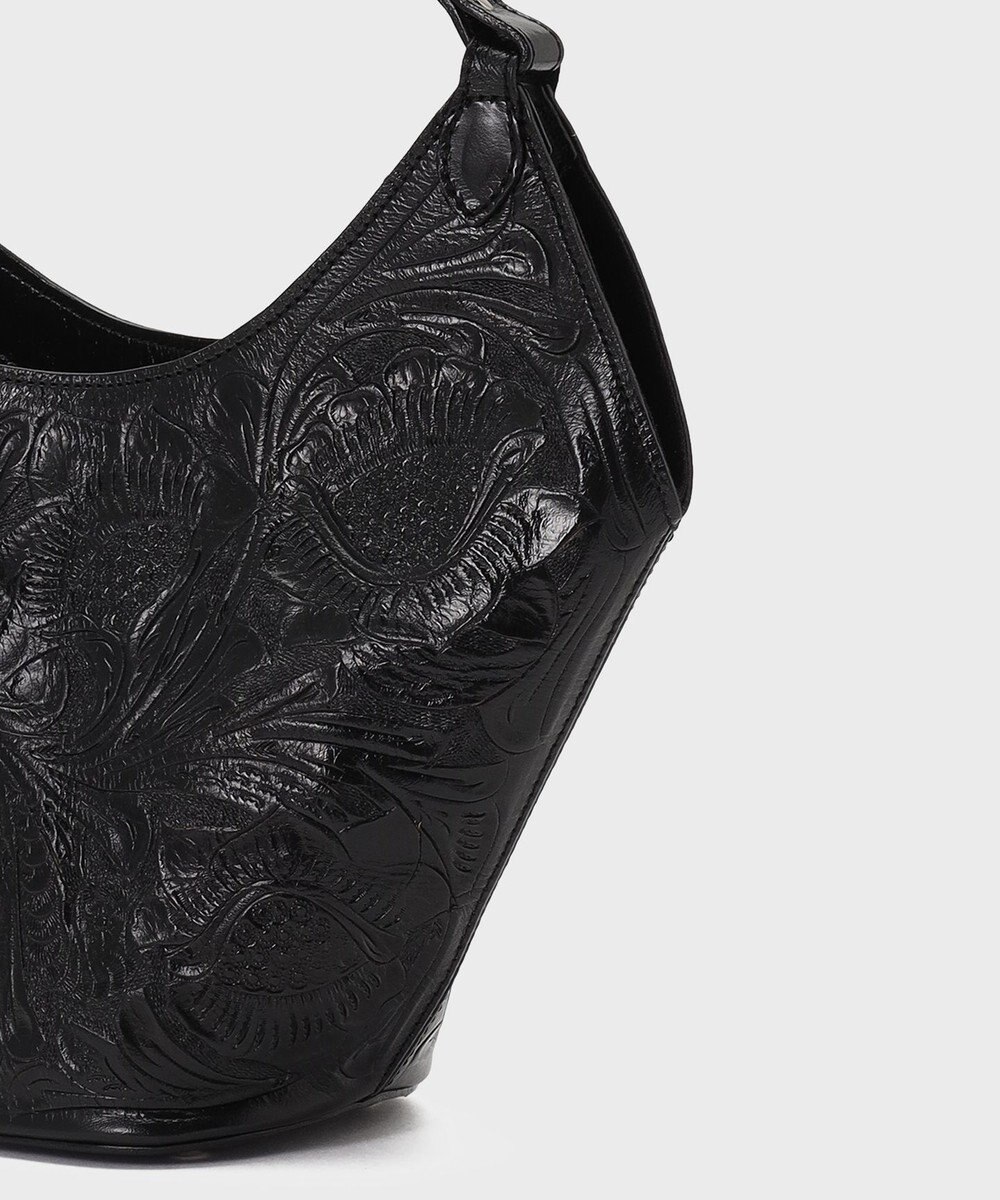 GRACE CONTINENTAL Bucket Tote 