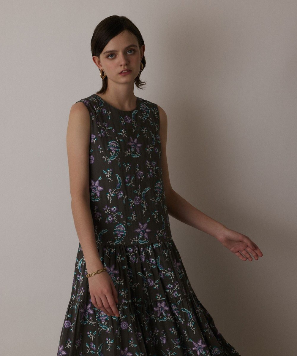 GRACE CONTINENTAL ティアードロングワンピース 