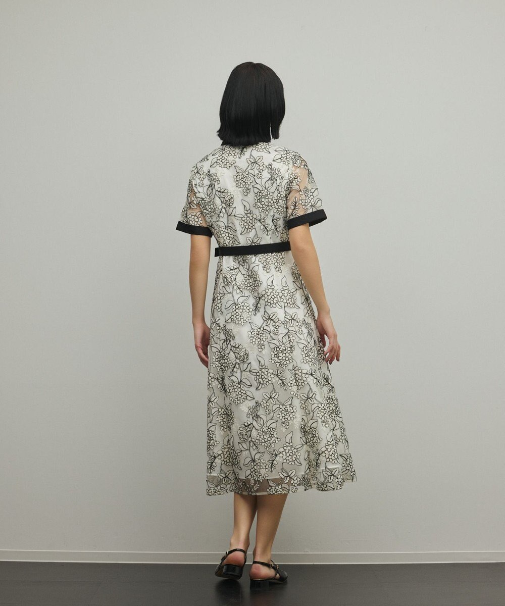 GRACE CONTINENTAL フラワーコード刺繍ワンピース 