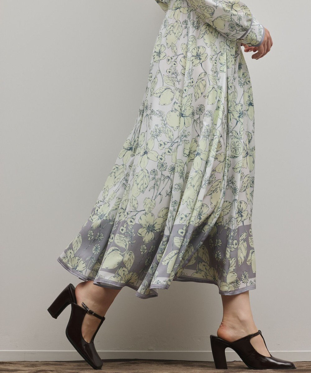 GRACE CONTINENTAL フルーツフラワープリントスカート 