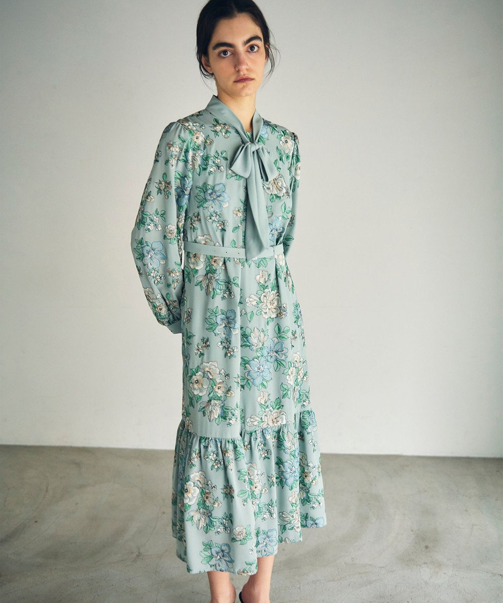 GRACE CONTINENTAL フラワー刺繍ボウタイワンピース