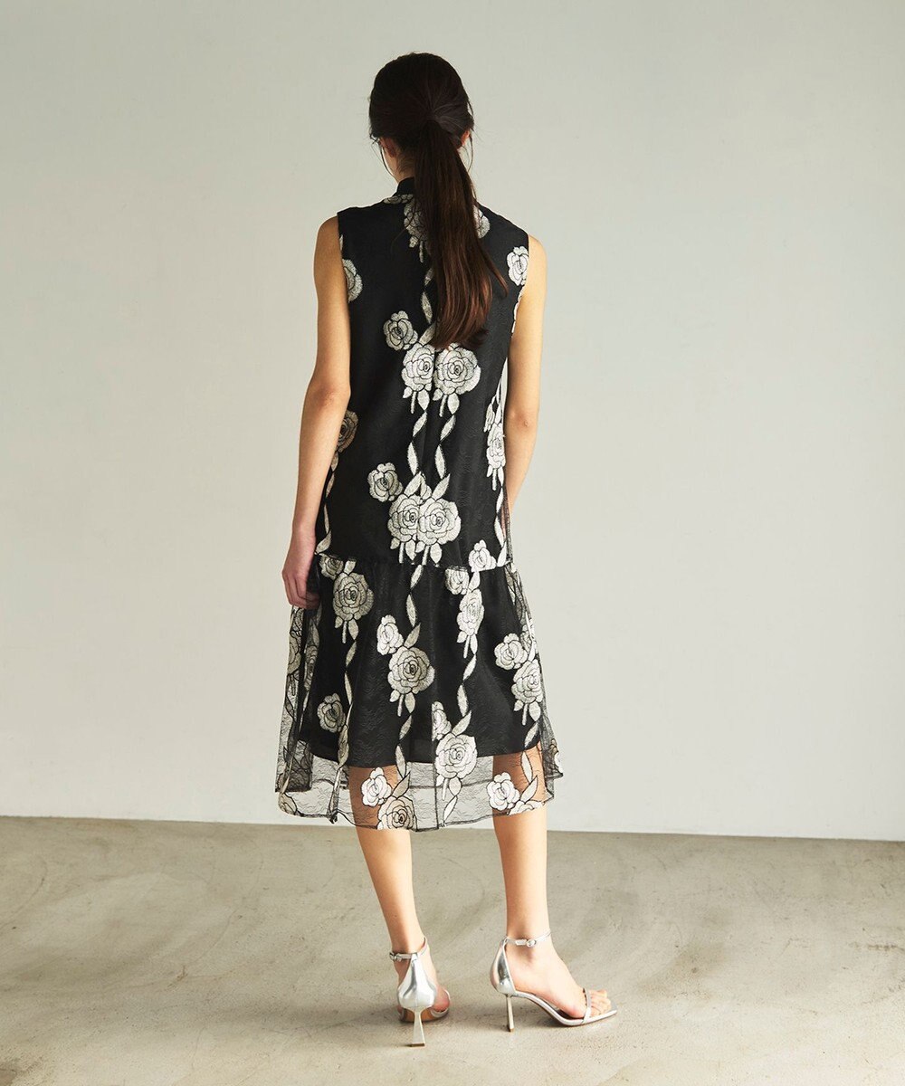 GRACE CONTINENTAL ハイネック刺繍ワンピース 