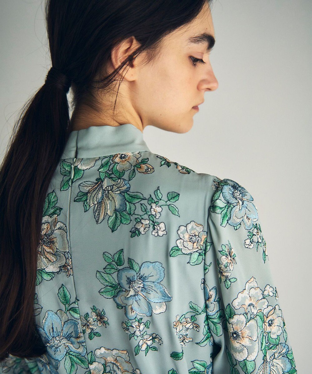 GRACE CONTINENTAL フラワー刺繍ボウタイワンピース