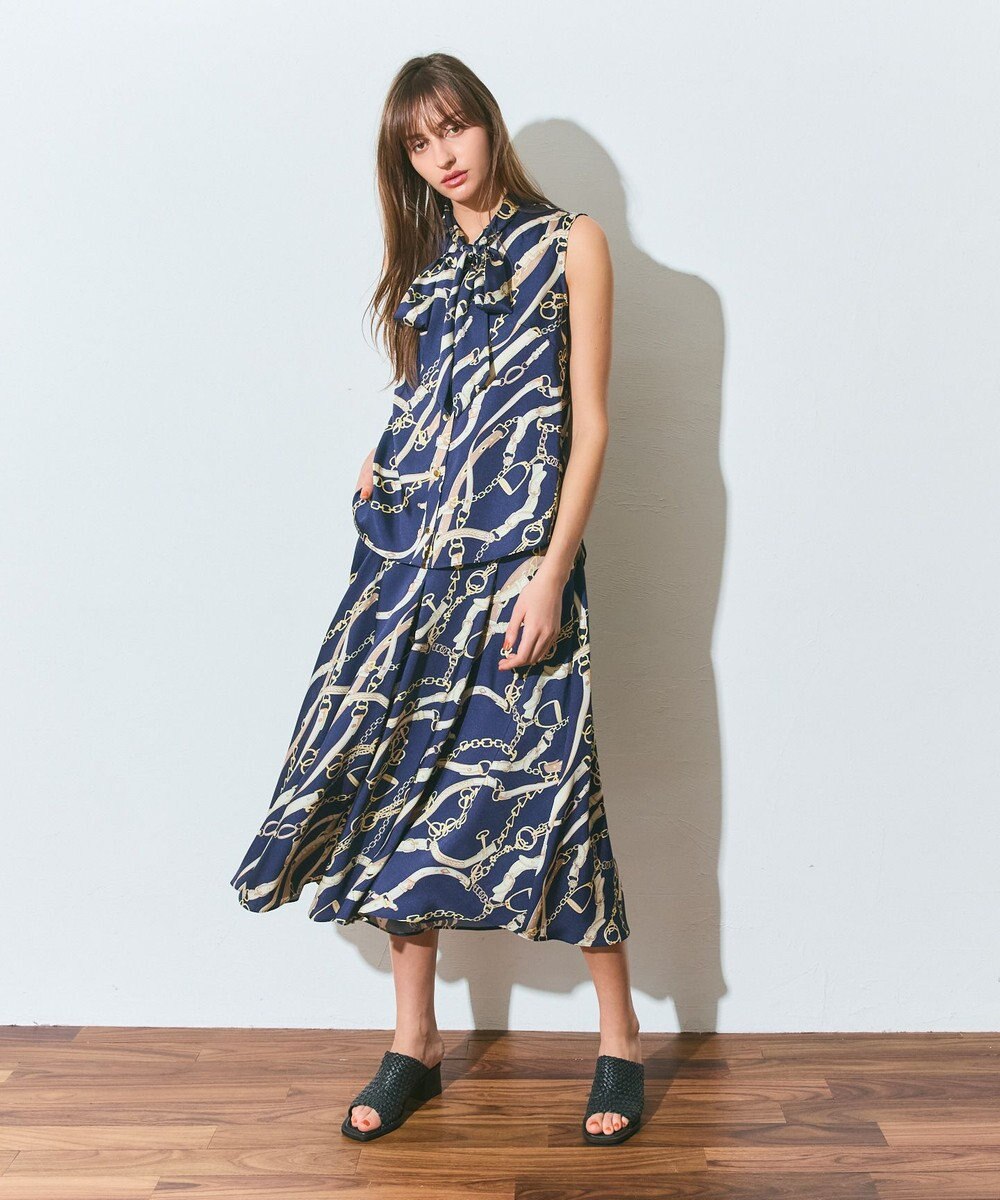 GRACE CONTINENTAL チェーンプリントタックキュロット 