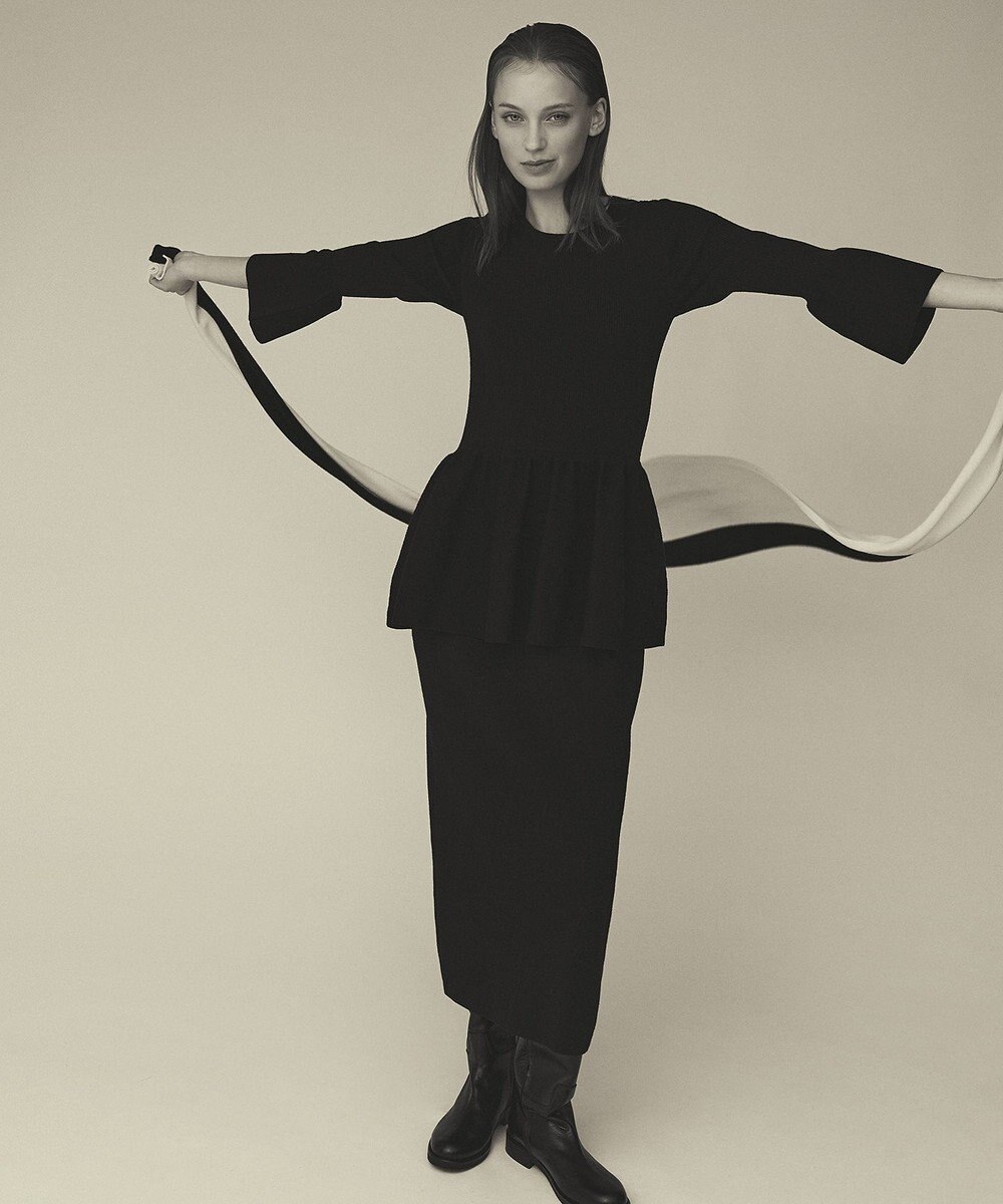 GRACE CONTINENTAL ペプラムニットワンピース 