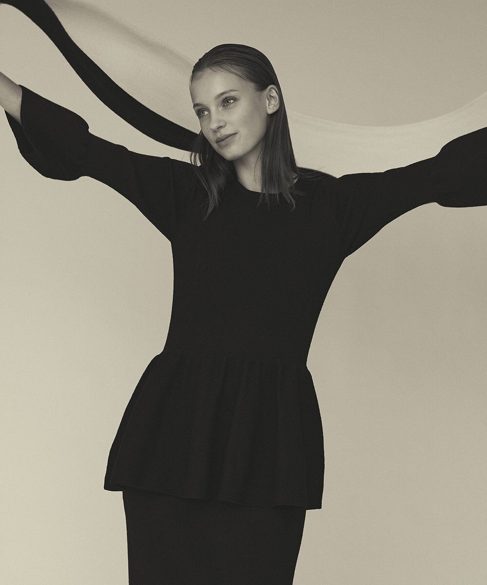 GRACE CONTINENTAL ペプラムニットワンピース 