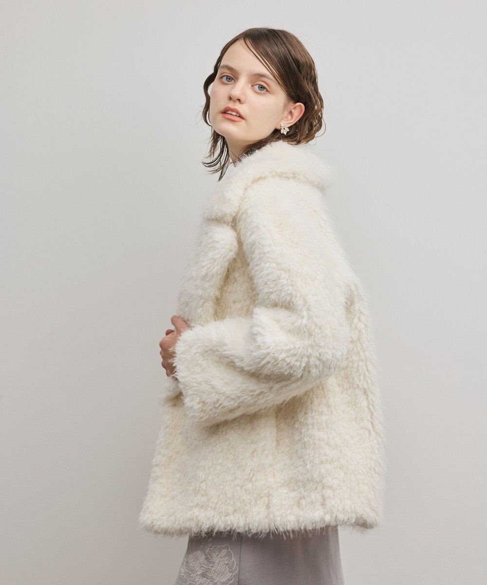 GRACE CONTINENTAL フェイクファーPコート 