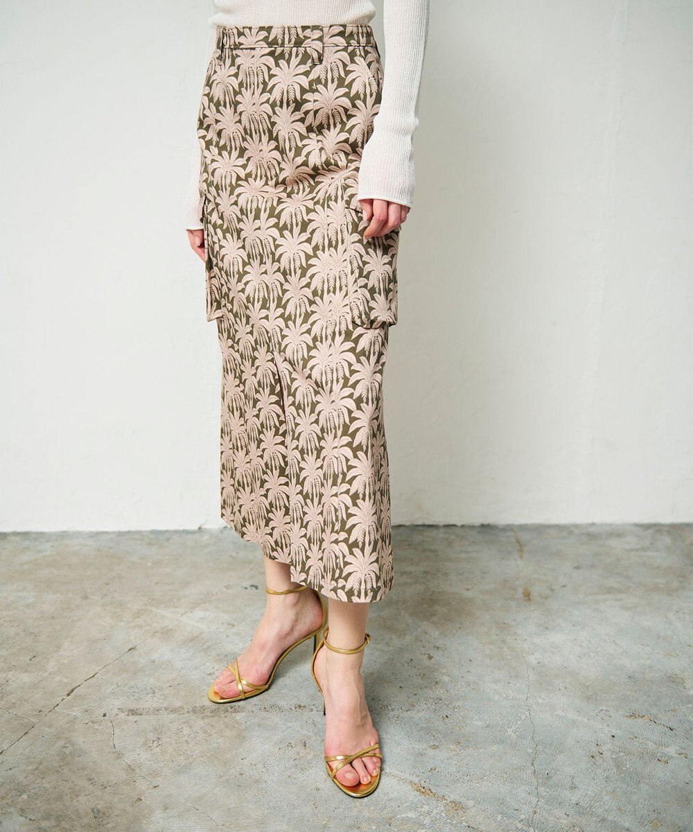 GRACE CONTINENTAL パームモチーフカーゴスカート