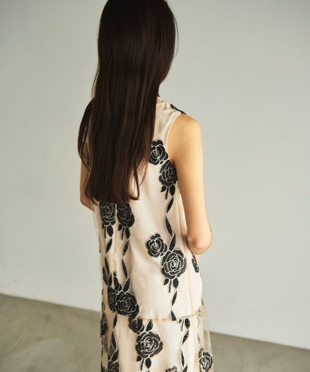 GRACE CONTINENTAL ハイネック刺繍ワンピース 