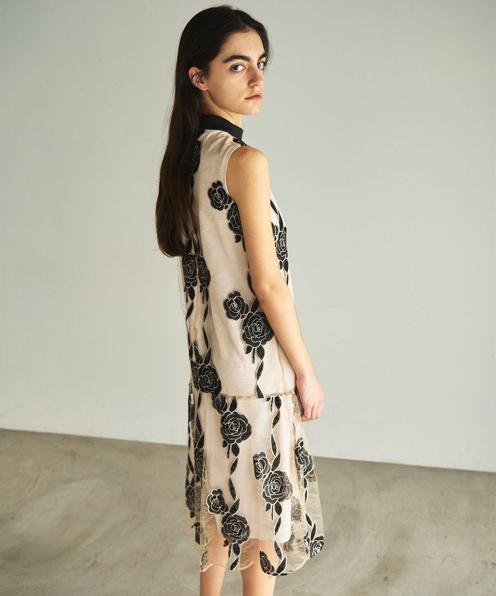 GRACE CONTINENTAL ハイネック刺繍ワンピース 