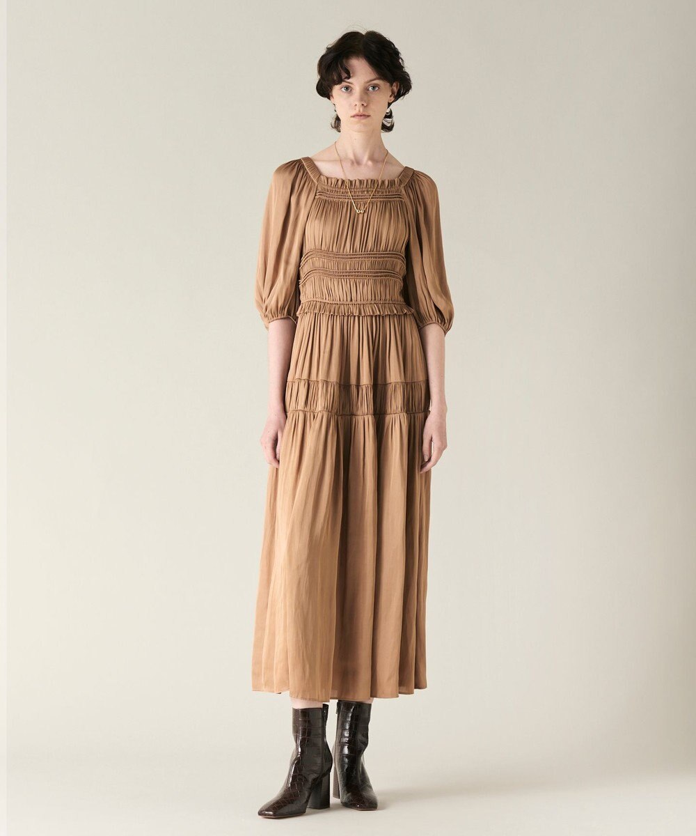 GRACE CONTINENTAL スクエアギャザーワンピース