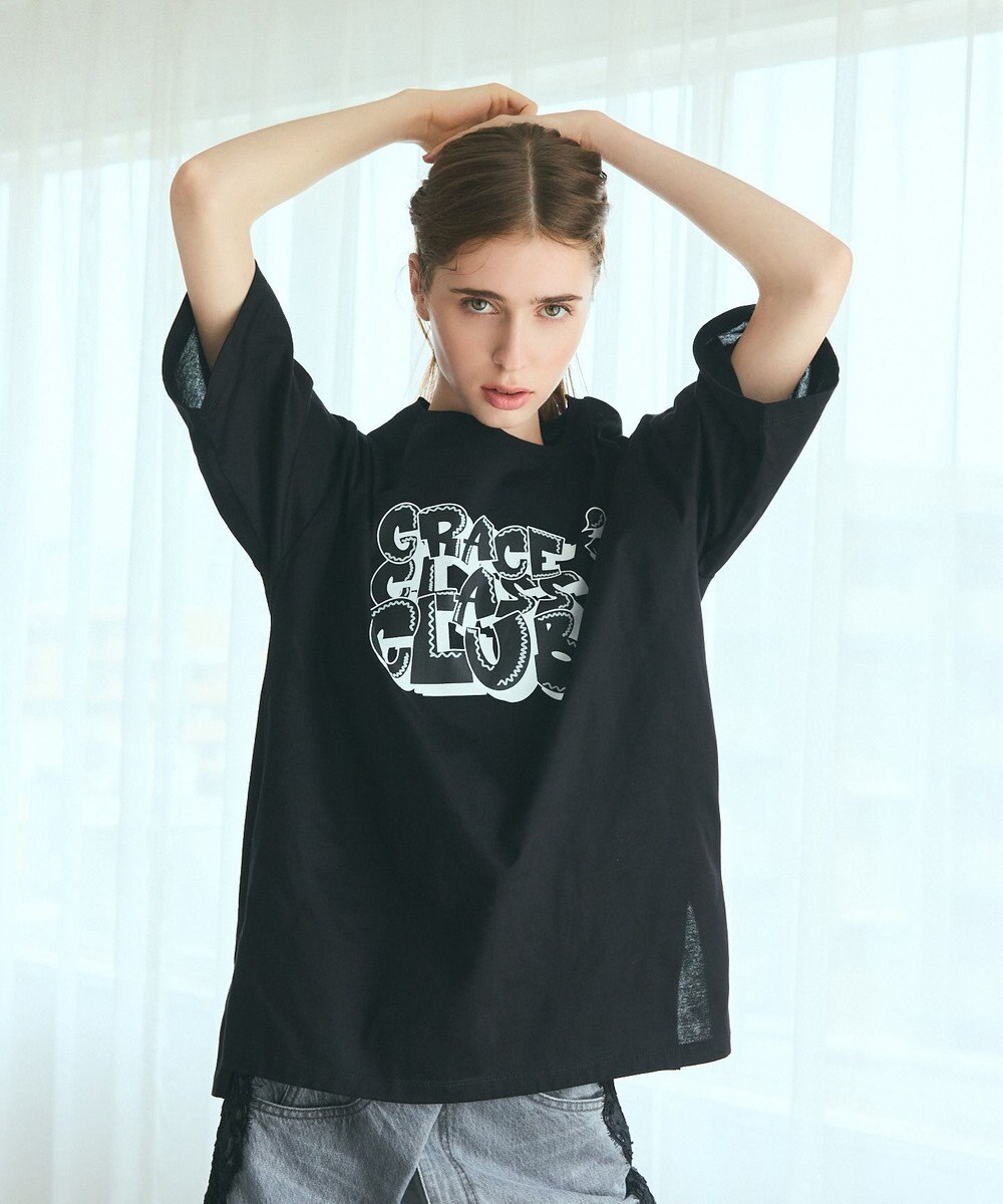 GRACE CONTINENTAL グラフィティプリントTシャツ 