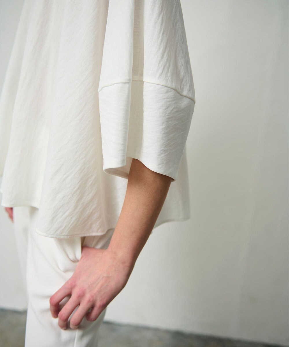 GRACE CONTINENTAL ランタンスリーブトップ 