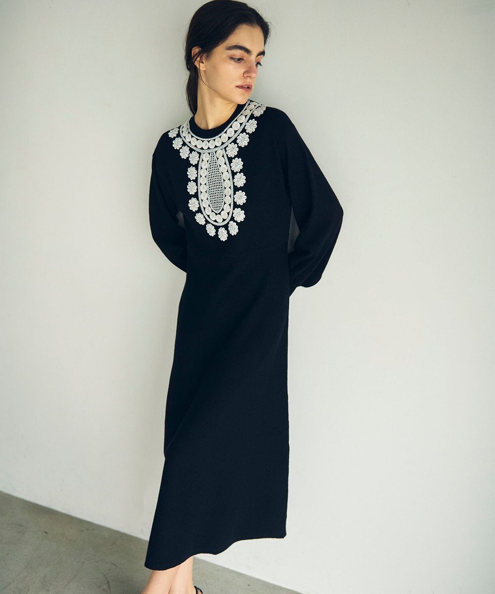GRACE CONTINENTAL エスニック刺繍ニットワンピース 