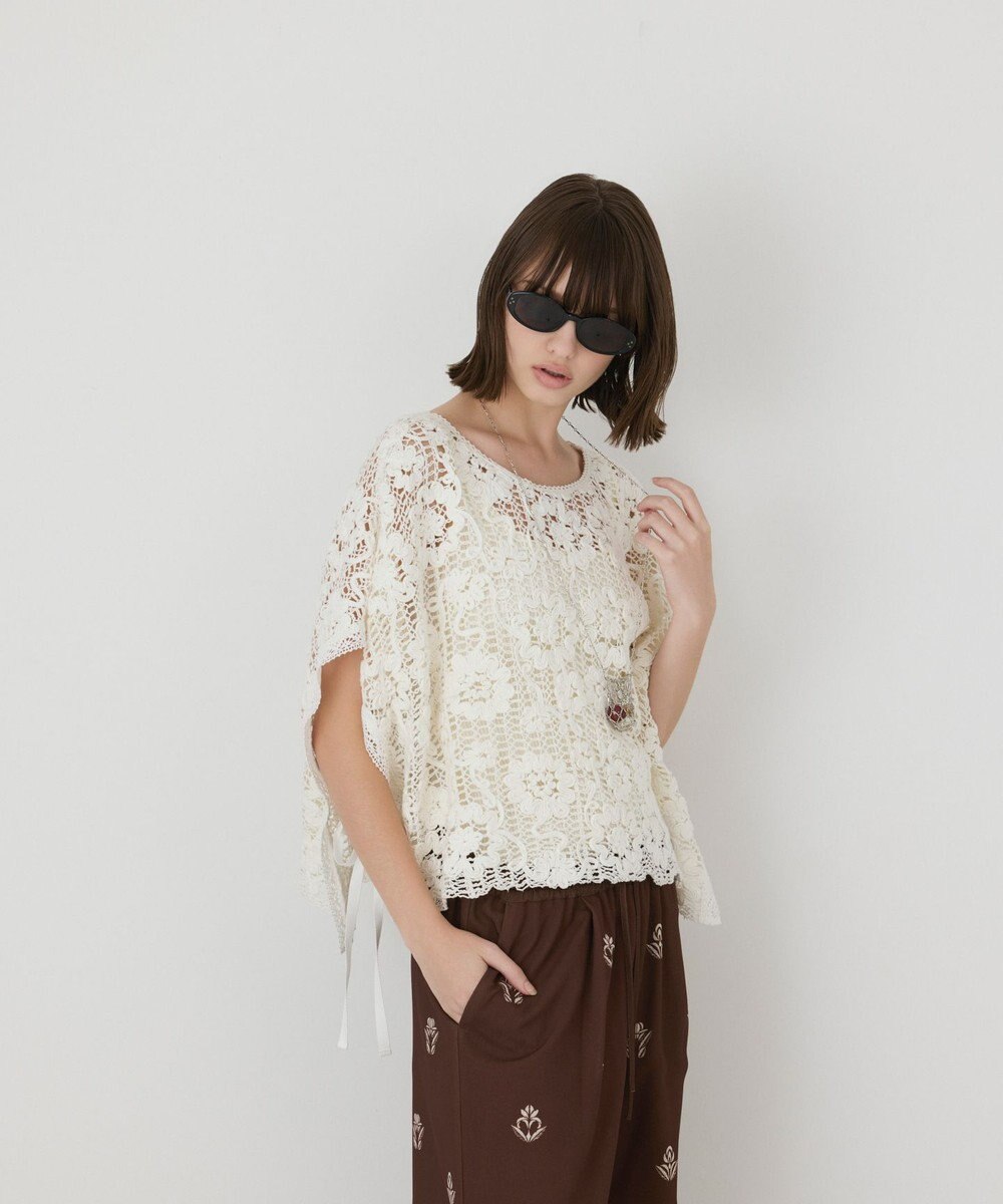 GRACE CONTINENTAL メッシュエンブロイダリーポンチョトップ 