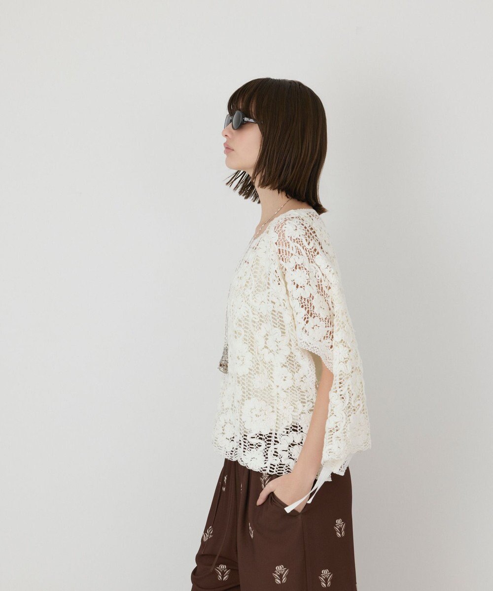 GRACE CONTINENTAL メッシュエンブロイダリーポンチョトップ 