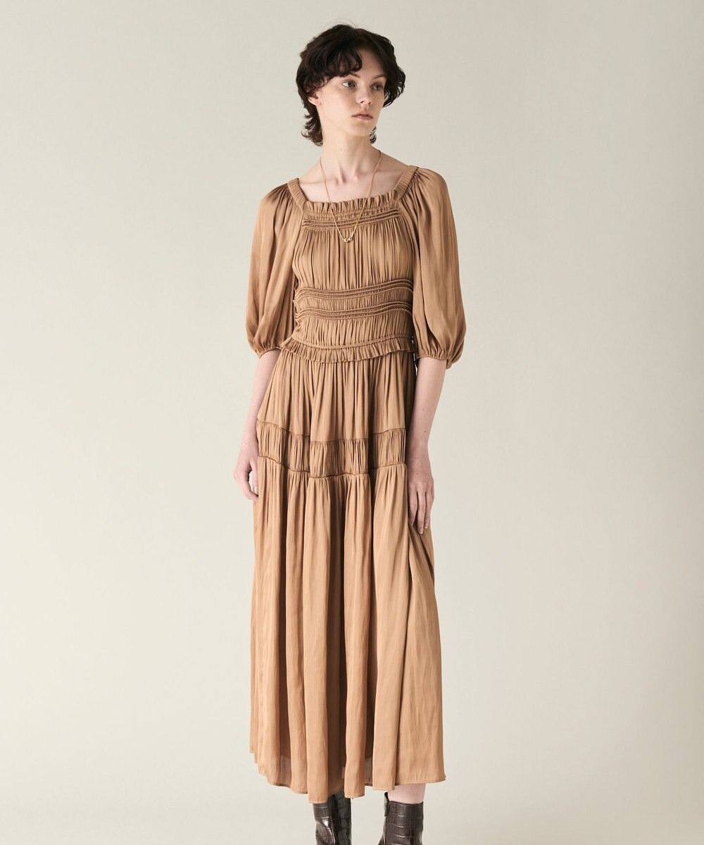 GRACE CONTINENTAL スクエアギャザーワンピース