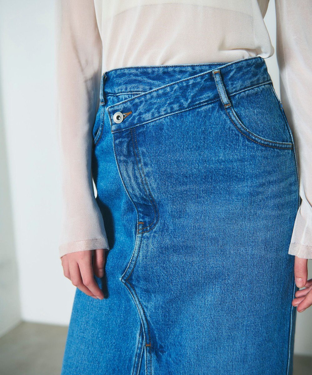 GRACE CONTINENTAL タイトデニムスカート