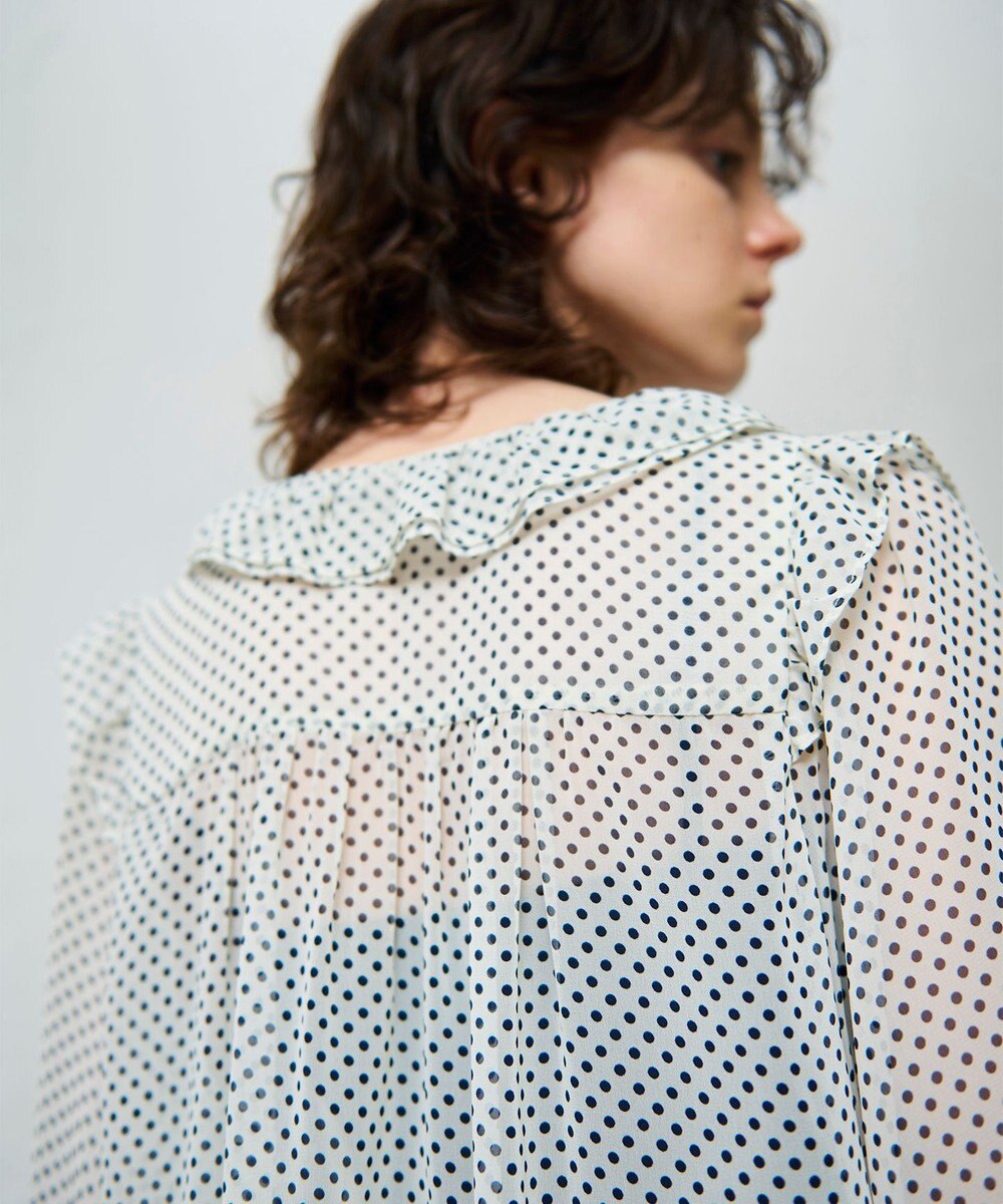 GRACE CONTINENTAL ドットラッフルブラウス 