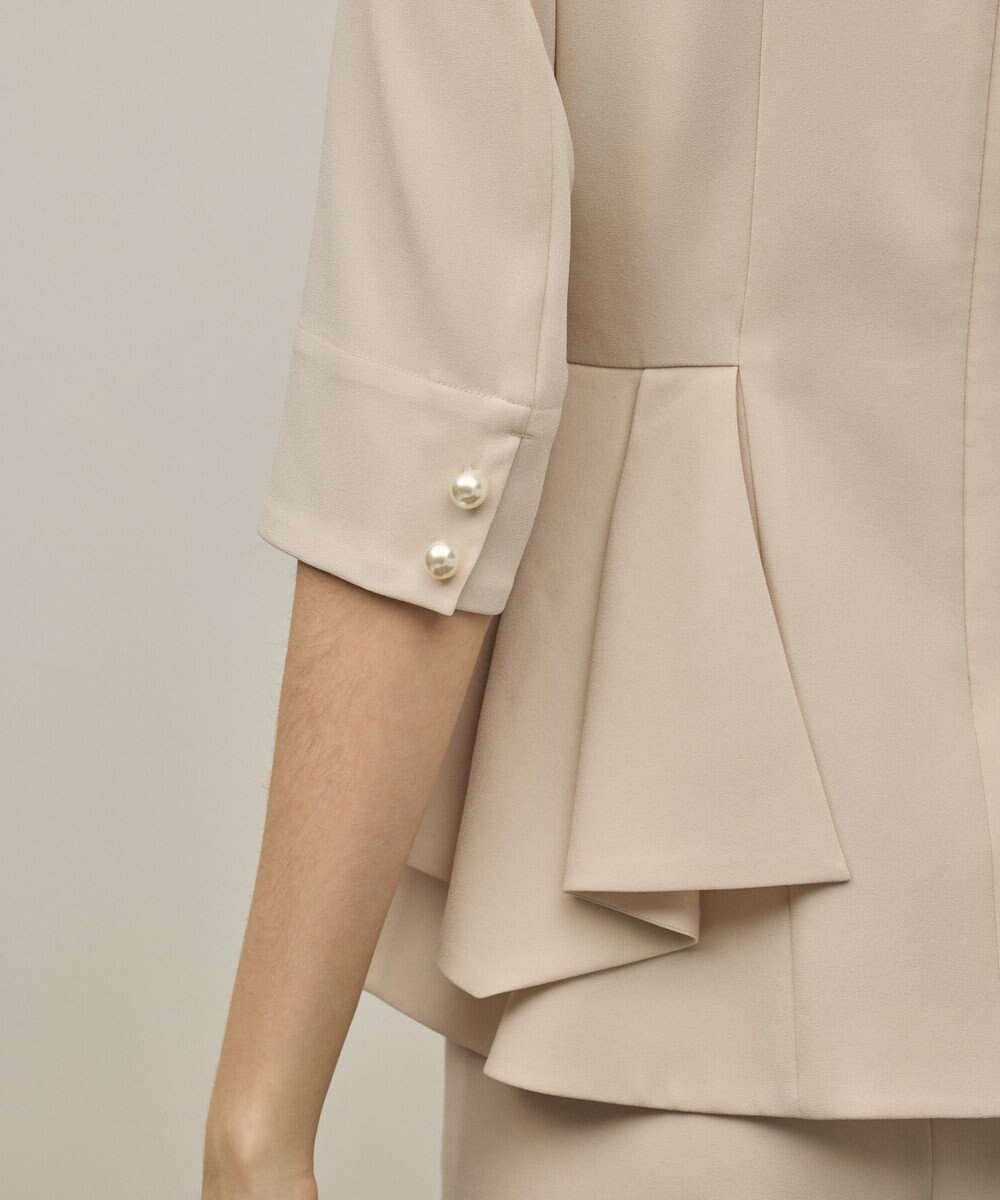 GRACE CONTINENTAL トリアセペプラムトップ 