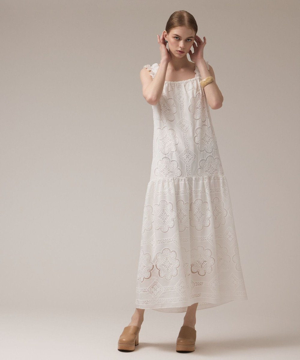GRACE CONTINENTAL カットワーク刺繍ワンピース