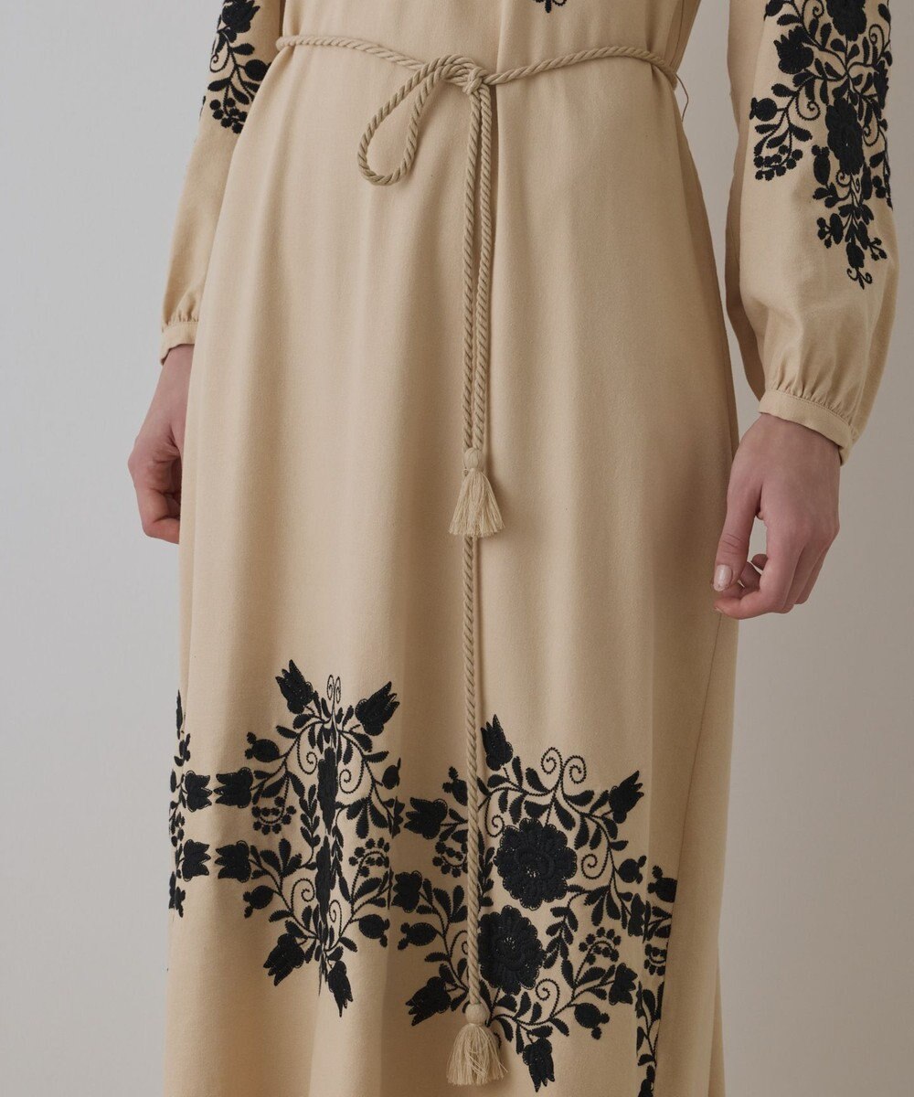 GRACE CONTINENTAL エンブロイダリーカフタンワンピース 