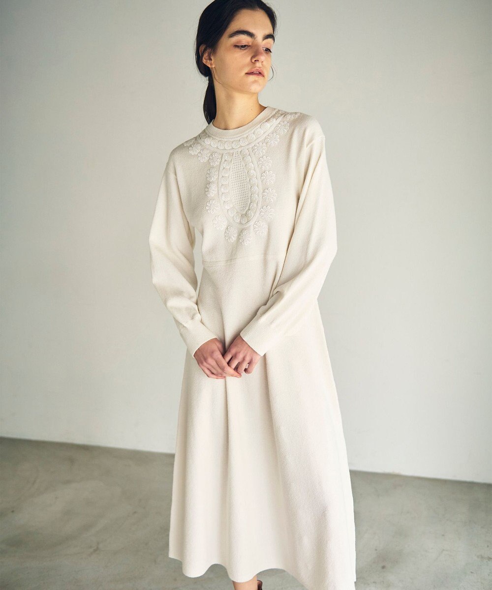 GRACE CONTINENTAL エスニック刺繍ニットワンピース 