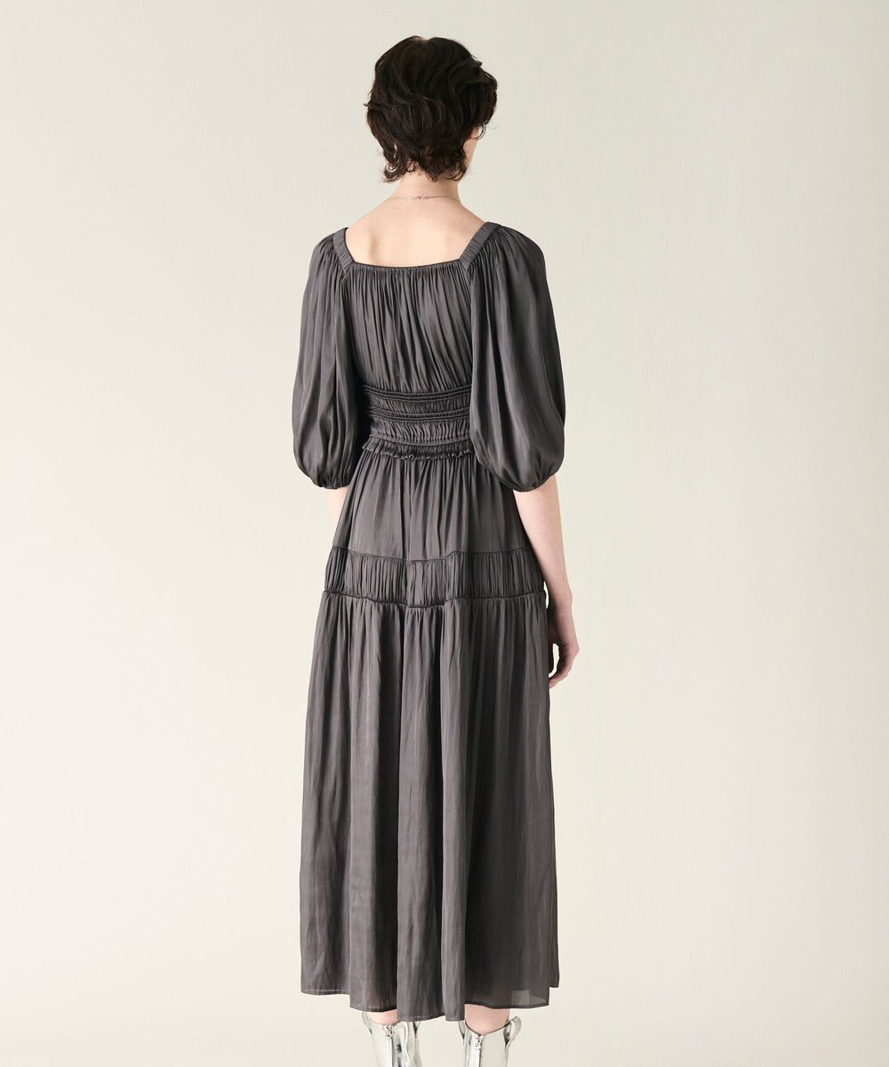 GRACE CONTINENTAL スクエアギャザーワンピース
