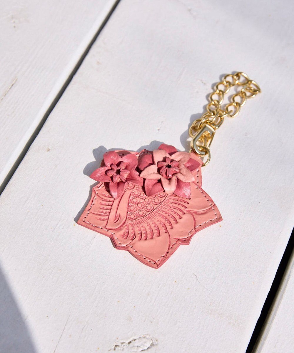 GRACE CONTINENTAL フラワーモチーフチャーム 