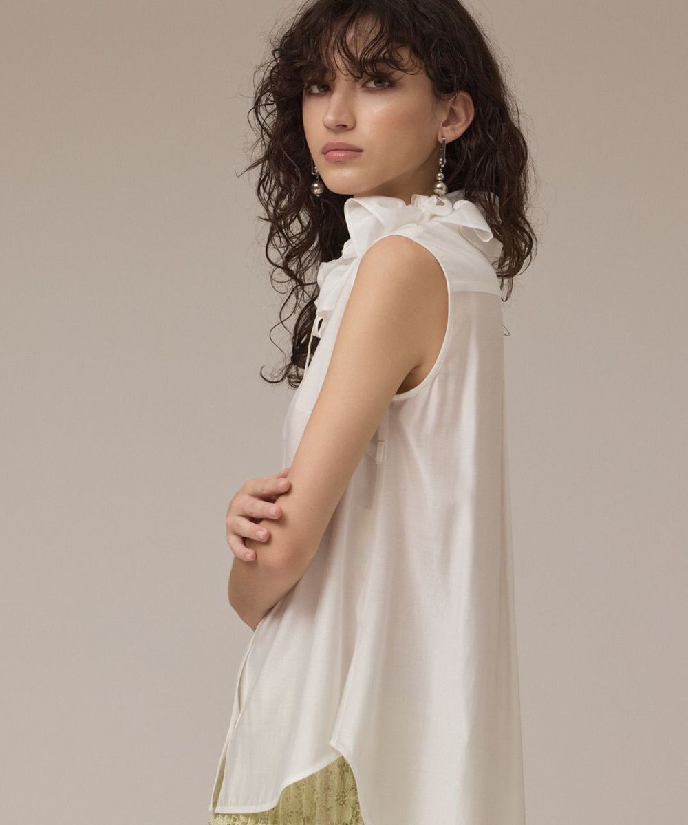 GRACE CONTINENTAL マルチフリルノースリーブブラウス 