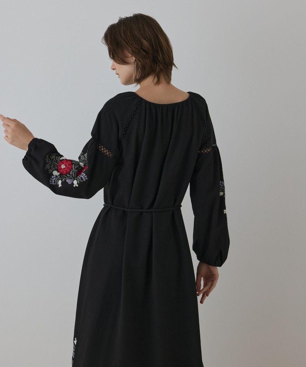 GRACE CONTINENTAL エンブロイダリーカフタンワンピース 