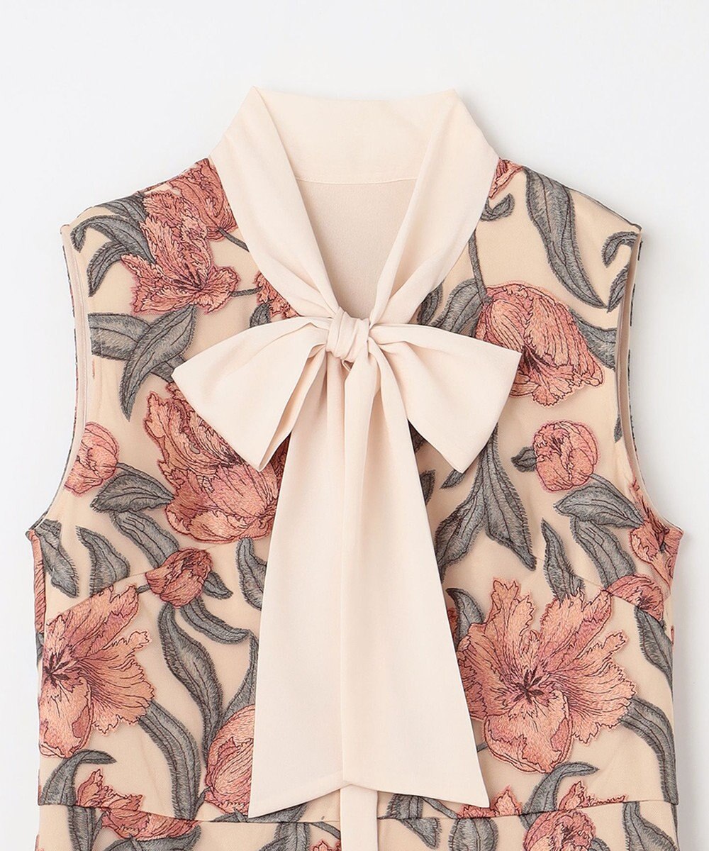 GRACE CONTINENTAL フラワー刺繍ミディドレス 