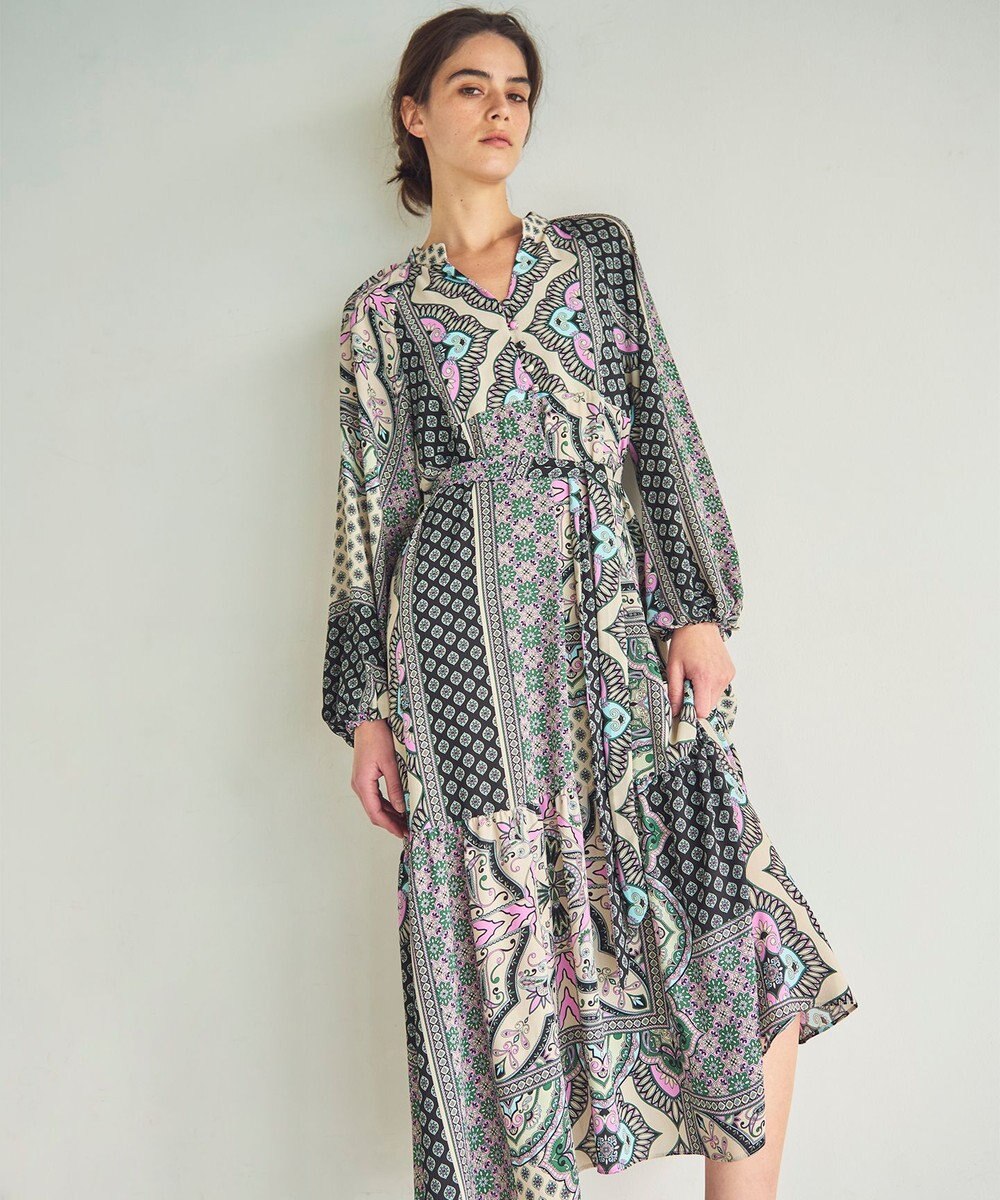 GRACE CONTINENTAL カフタンプリントロングワンピース 