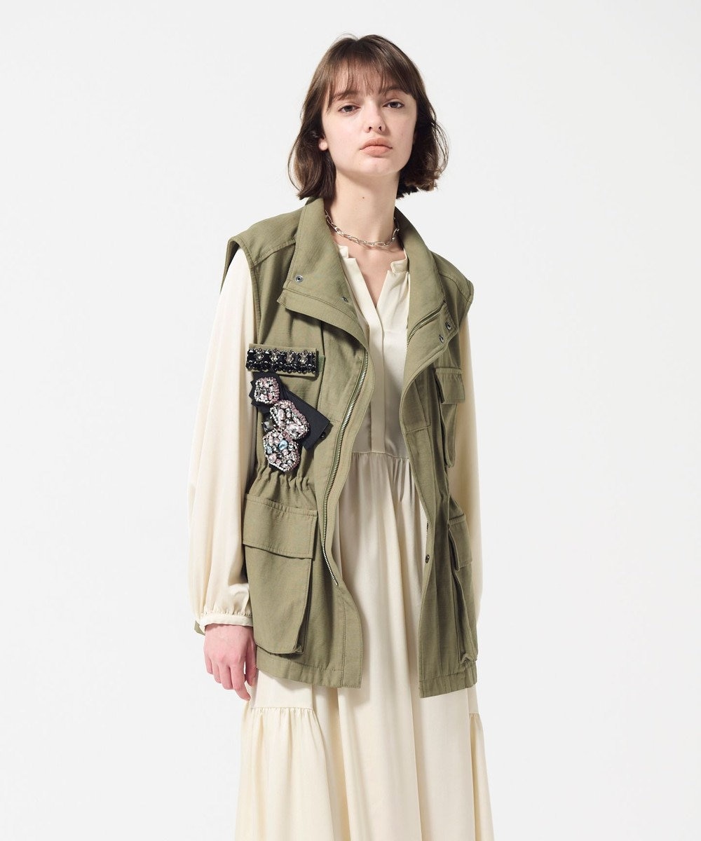 GRACE CONTINENTAL ビジューアーミーベスト