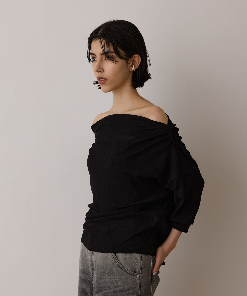 GRACE CONTINENTAL ドレープカットトップ