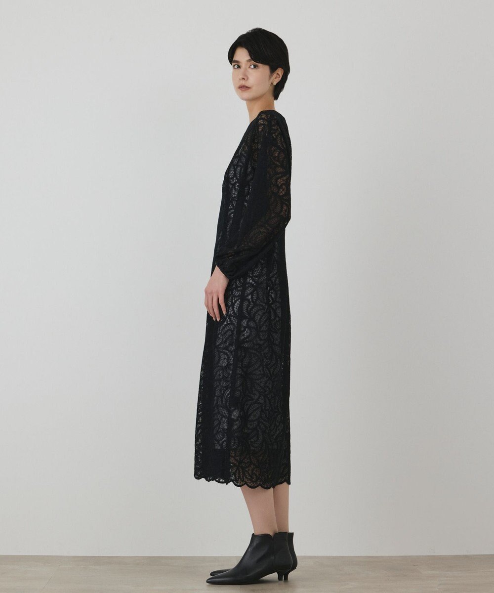 GRACE CONTINENTAL ペイズリーフラワー刺繍ワンピース 