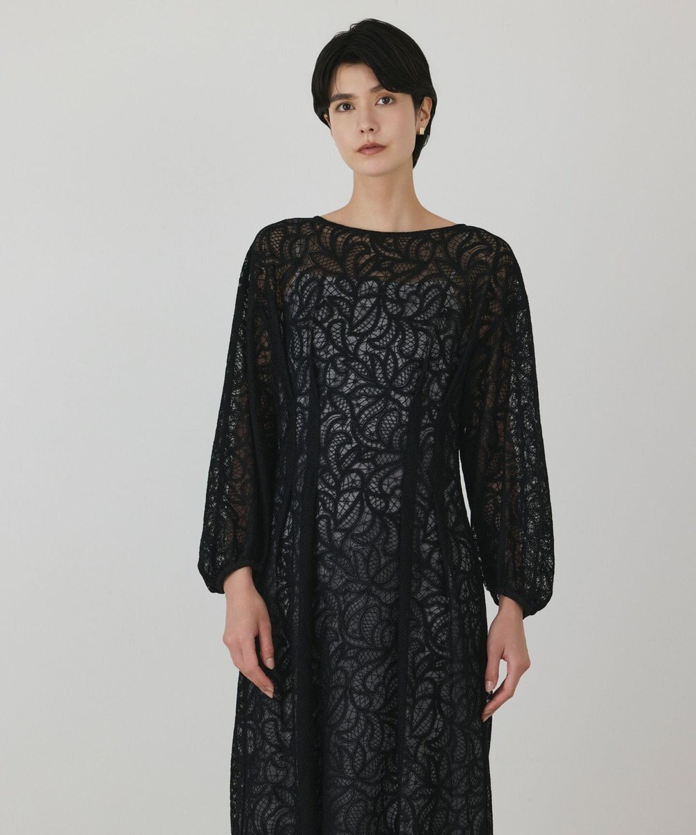 GRACE CONTINENTAL ペイズリーフラワー刺繍ワンピース 