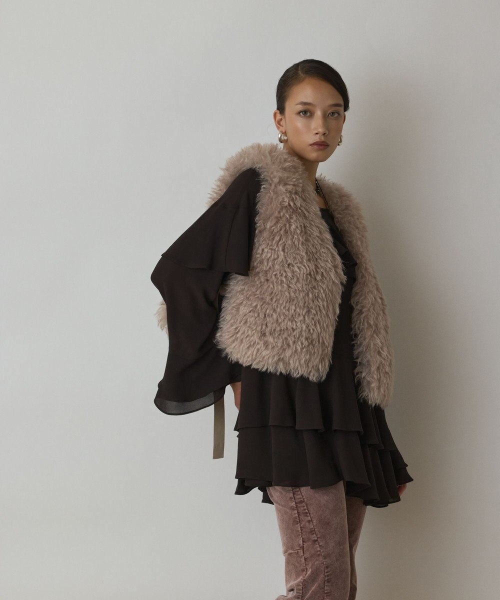 GRACE CONTINENTAL ショ－トファ－ジレ 