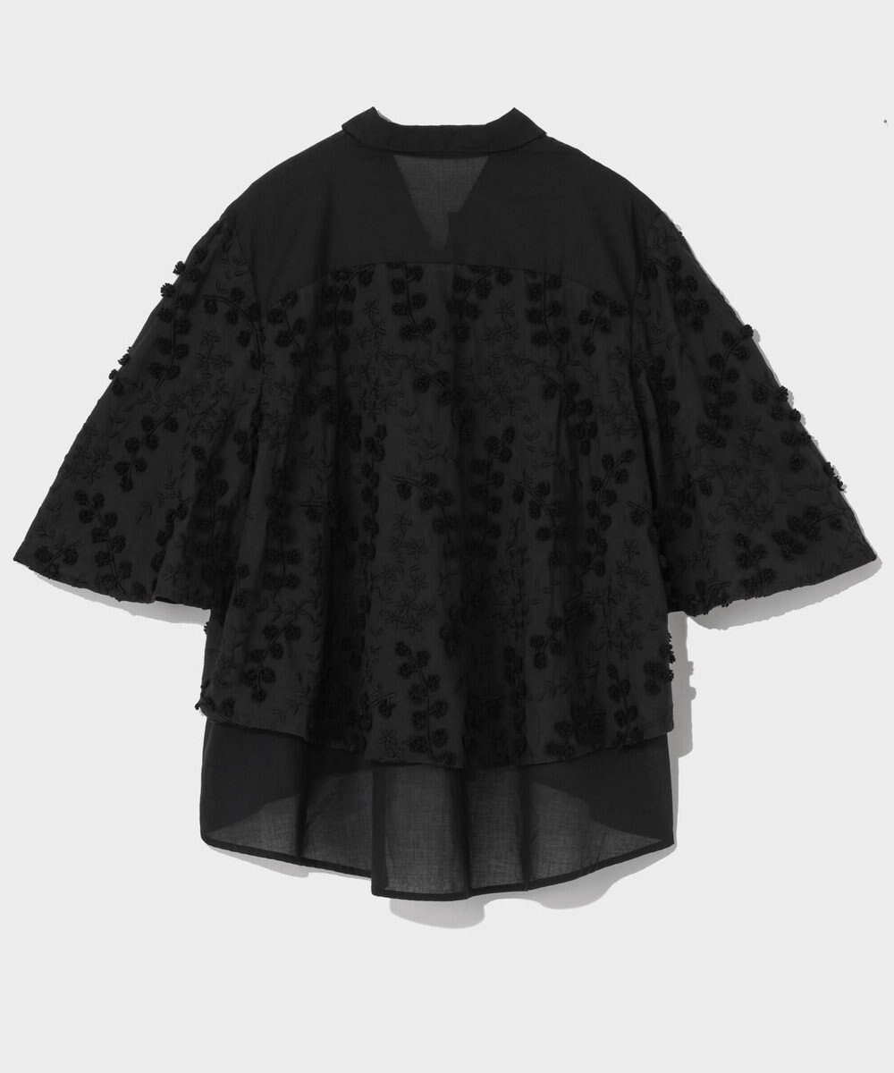 GRACE CONTINENTAL フラワーembケープブラウス 