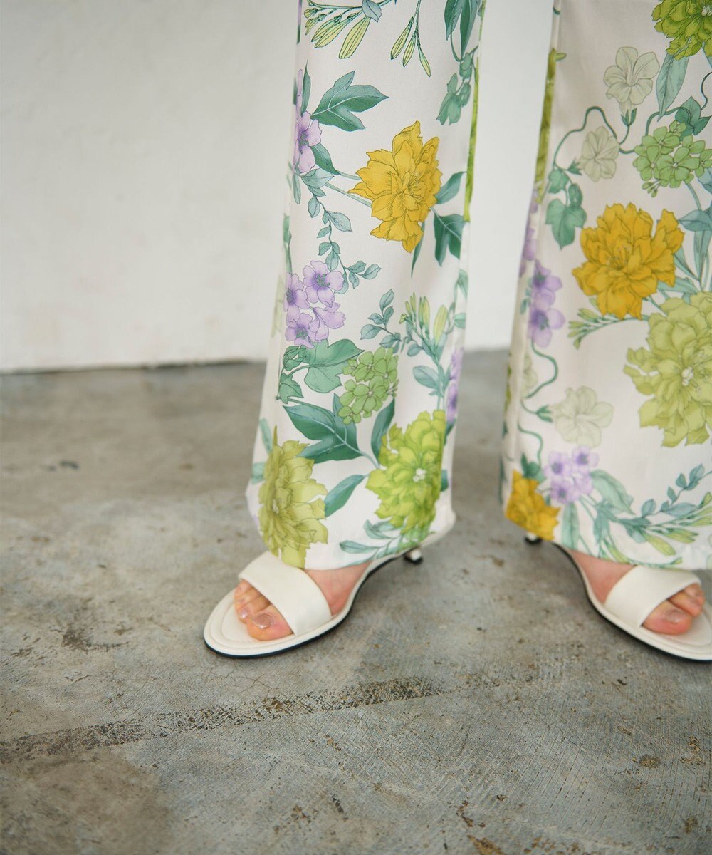 GRACE CONTINENTAL フラワープリントワークパンツ 