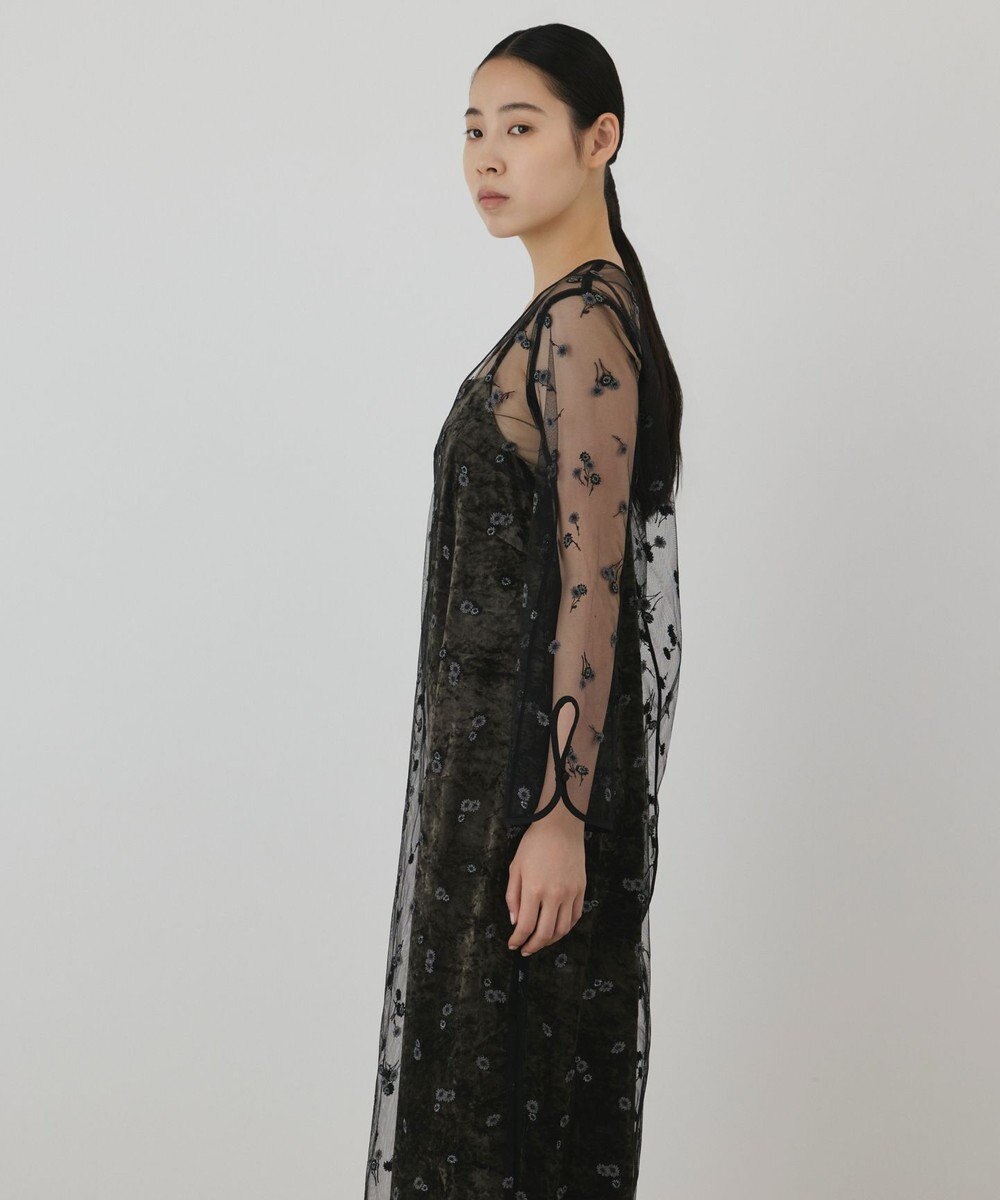 GRACE CONTINENTAL 刺繍レイヤードベロアワンピース 