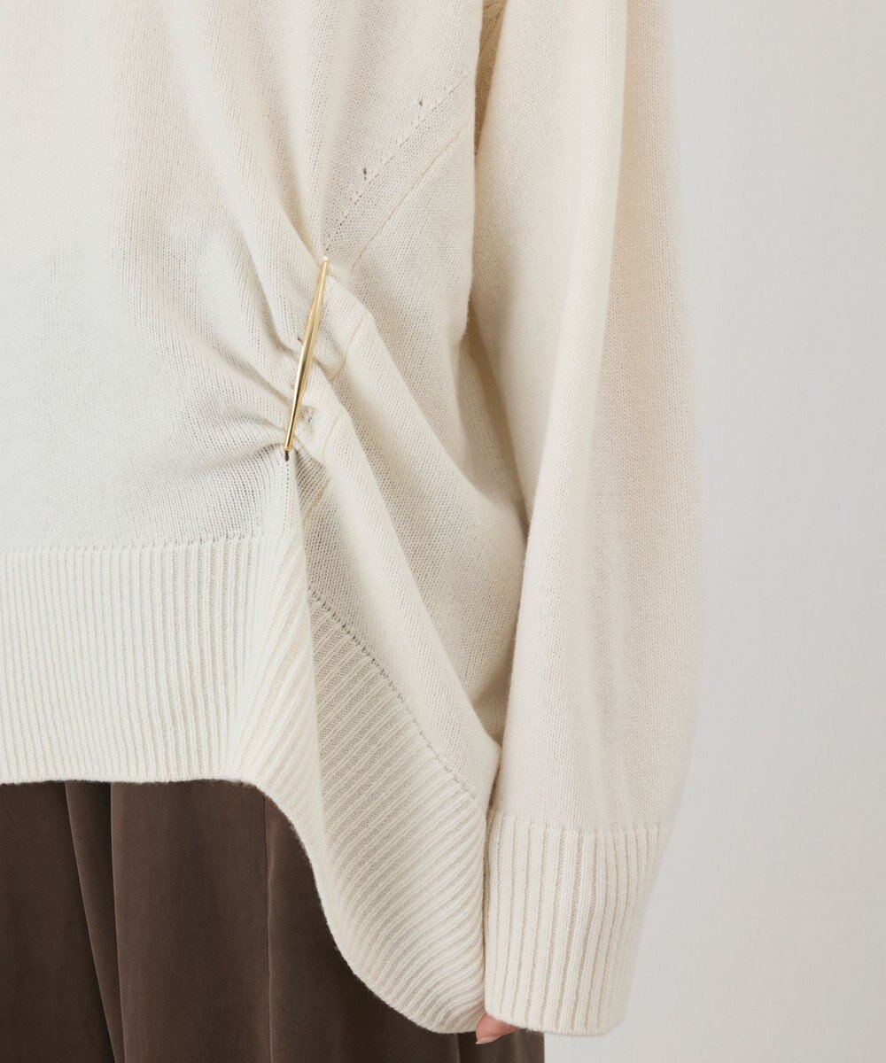 GRACE CONTINENTAL イレヘムブローチニットトップ 