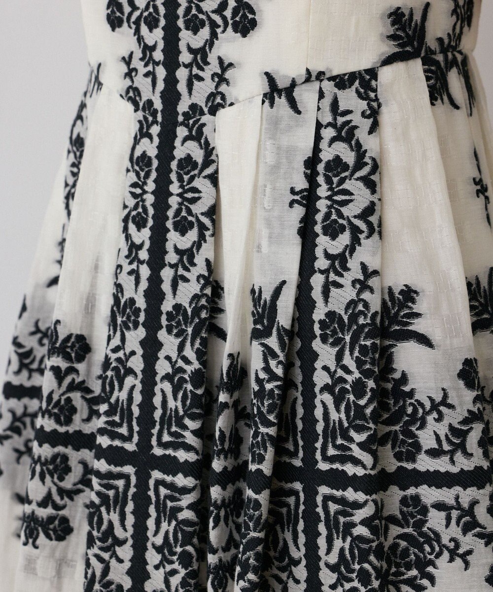 GRACE CONTINENTAL フレームジャガードドレス 