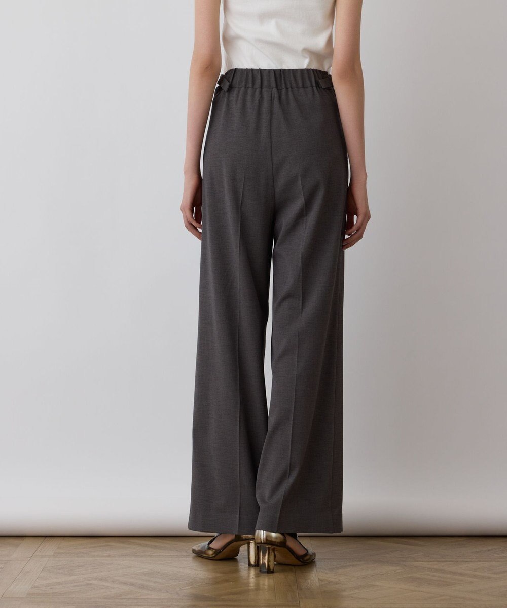 GRACE CONTINENTAL スラブストレッチタックパンツ