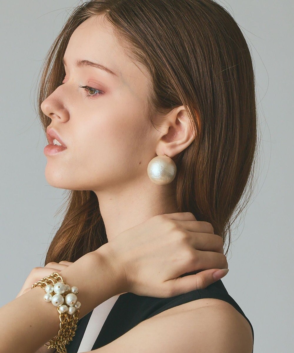 GRACE CONTINENTAL MOY paris Poppy30 ピアス 