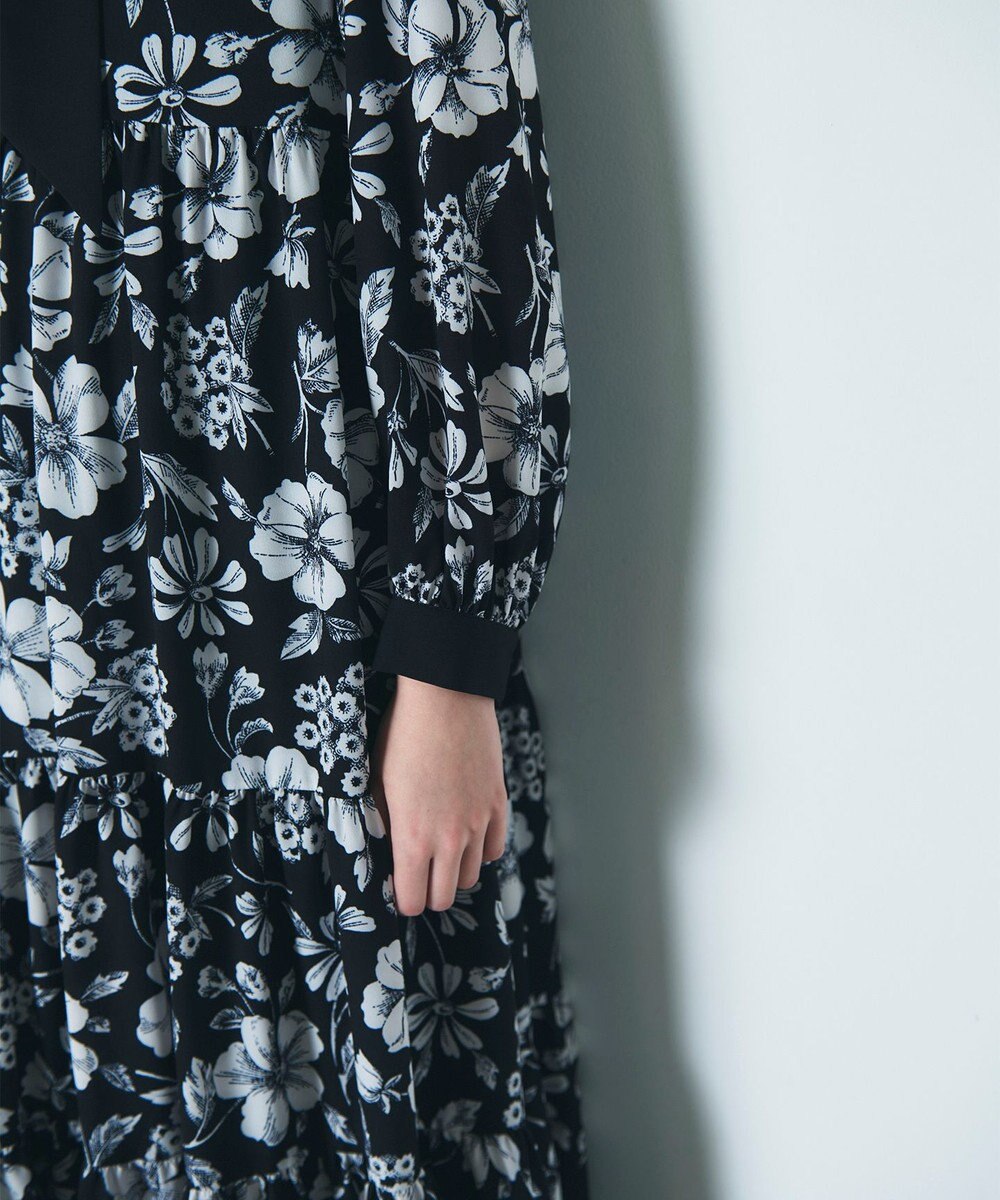 GRACE CONTINENTAL フラワープリントティアードワンピース 