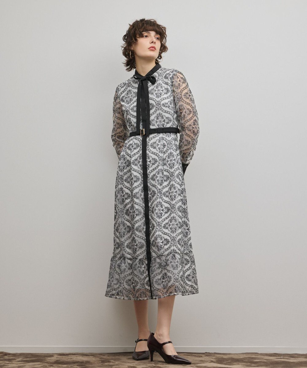 GRACE CONTINENTAL オーナメント刺繍フレアワンピース 